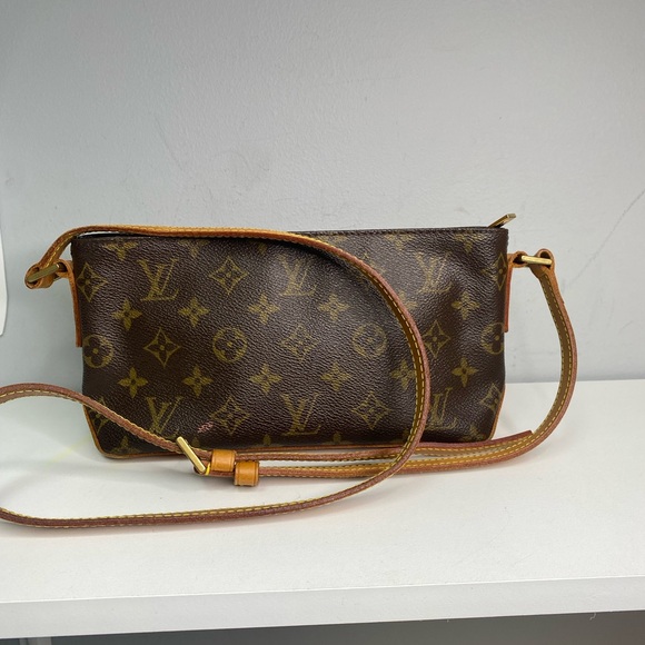 Louis Vuitton Handbags - Vintage Louis Vuitton Mono Trotteur PM